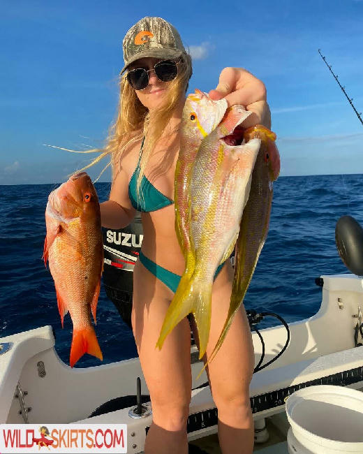 Hottest Fishing / Hunting girls / hotfishingbabes nude Instagram leaked photo #34