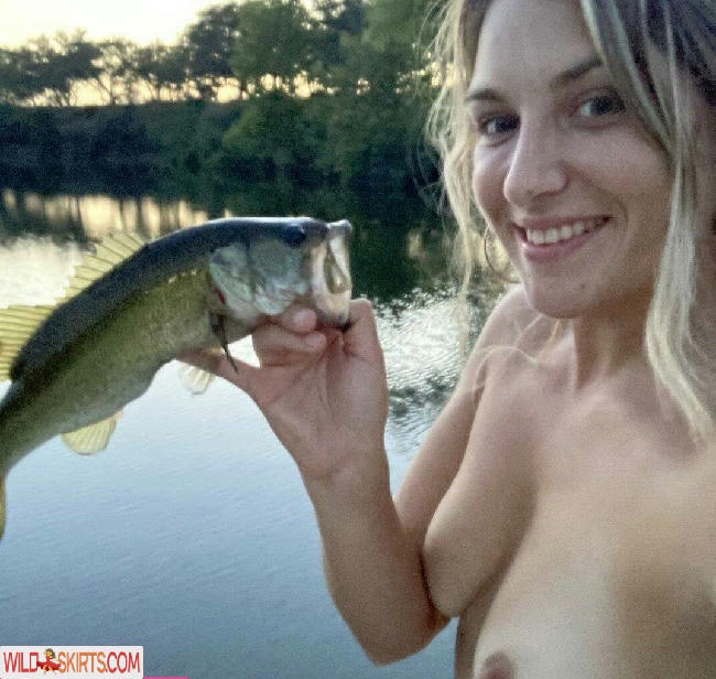 Hottest Fishing / Hunting girls / hotfishingbabes nude Instagram leaked photo #63