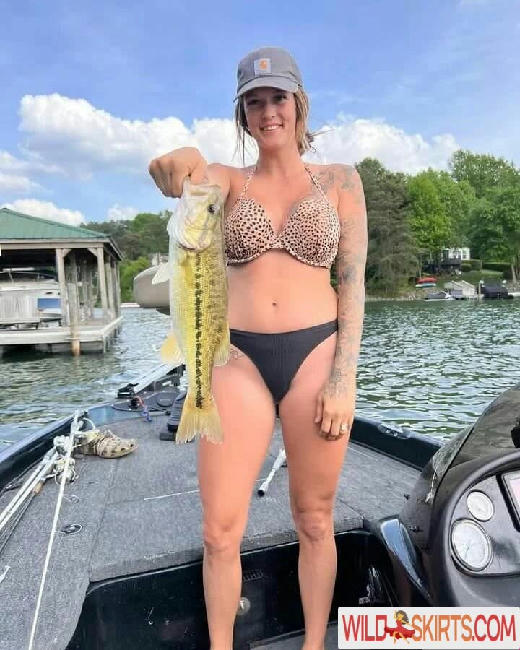 Hottest Fishing / Hunting girls / hotfishingbabes nude Instagram leaked photo #81