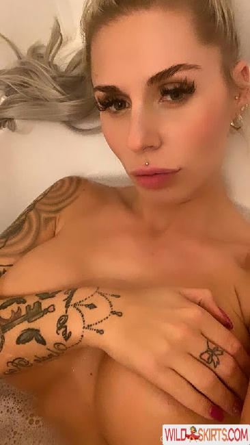 Hotwifey / Daisy Rae / Daisy15 / Daisy_Raexx / coraliedaisy_x / hotwifey / husbandhotwifeyx nude OnlyFans, Instagram leaked photo #79