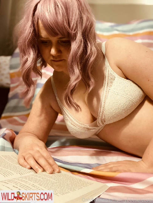 hunnybeesarecool / amyymarie118 / hunnybeesarecool nude OnlyFans, Instagram leaked photo #25