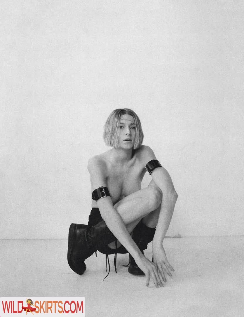 Hunter Schafer nude leaked photo #11