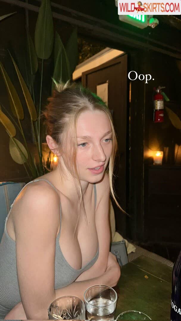 Hunter Schafer nude leaked photo #48