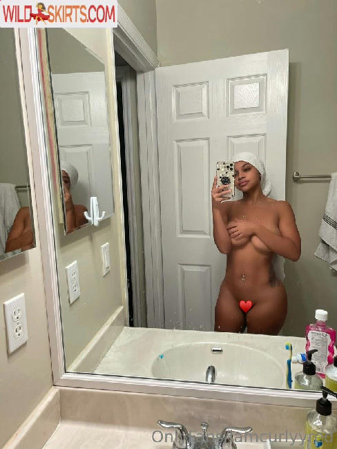 Iamcurlyyred nude leaked photo #46