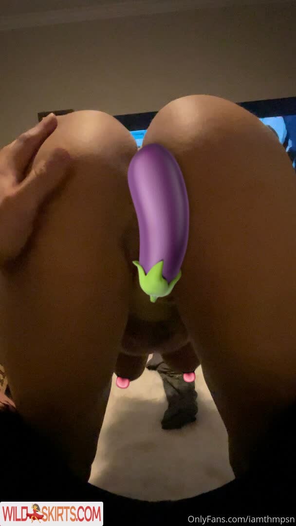 Iamthmpsn nude leaked photo #38