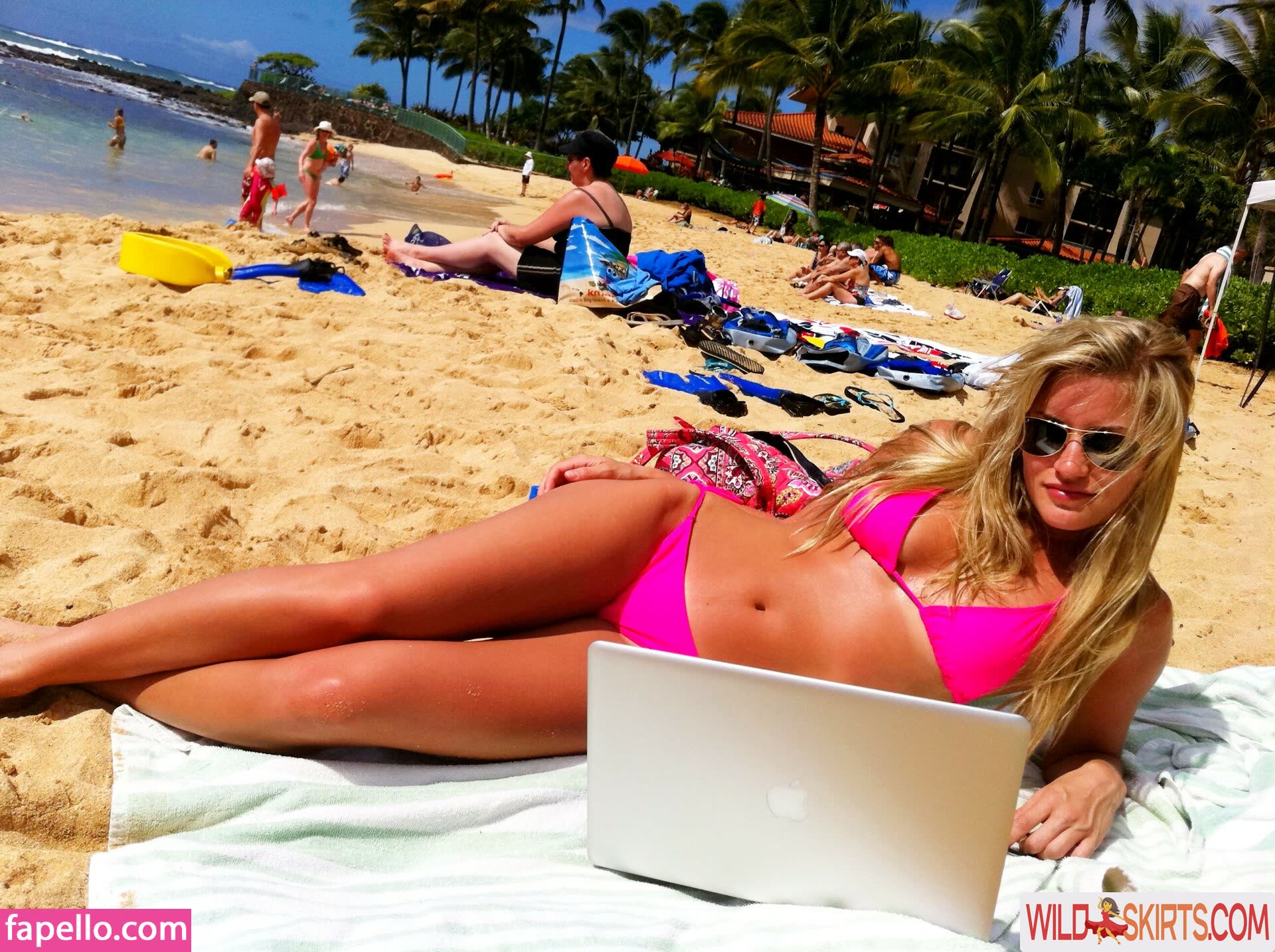 IJustine nude leaked photo #125