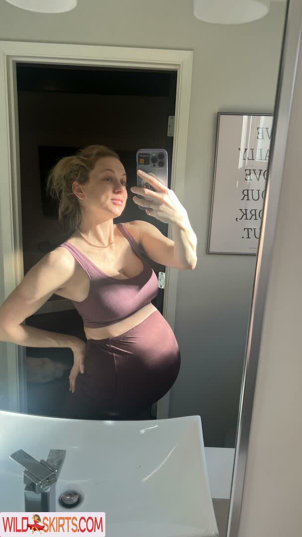 Iliza Shlesinger nude leaked photo #243