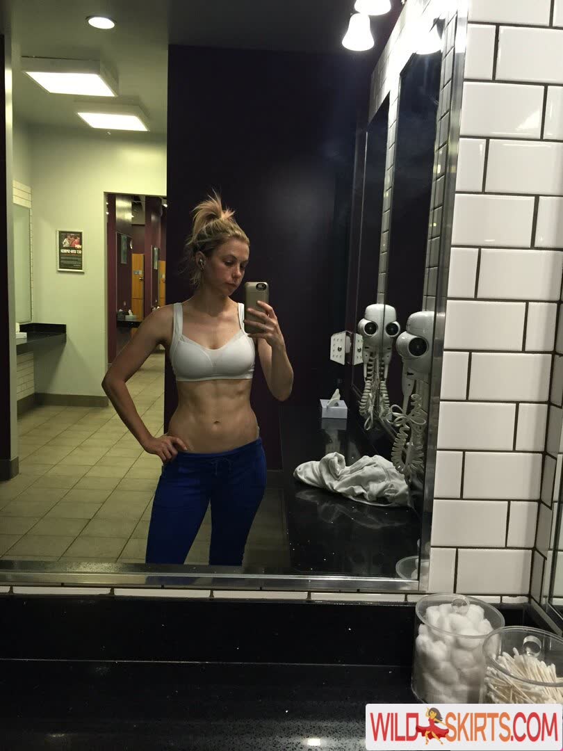 Iliza Shlesinger / ilizas nude Instagram leaked photo #3