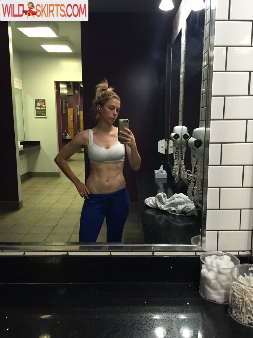 Iliza Shlesinger / ilizas nude Instagram leaked photo #24