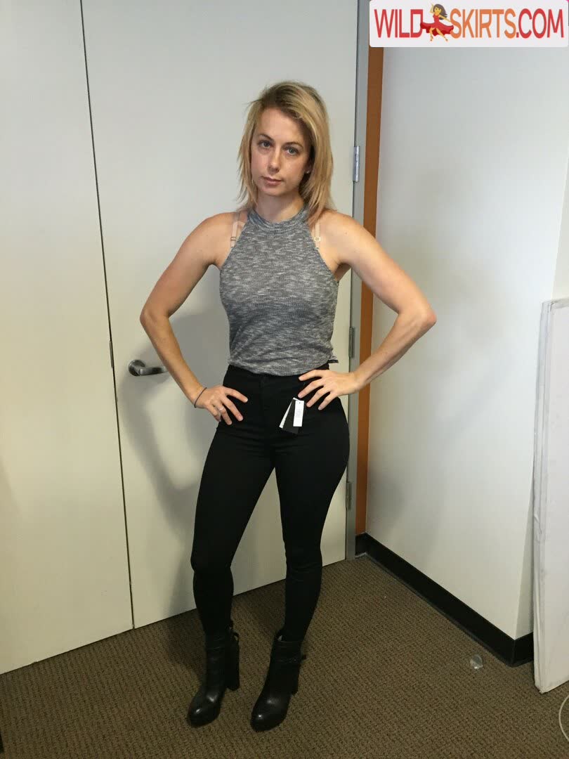 Iliza Shlesinger / ilizas nude Instagram leaked photo #16