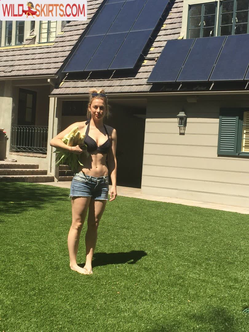 Iliza Shlesinger / ilizas nude Instagram leaked photo