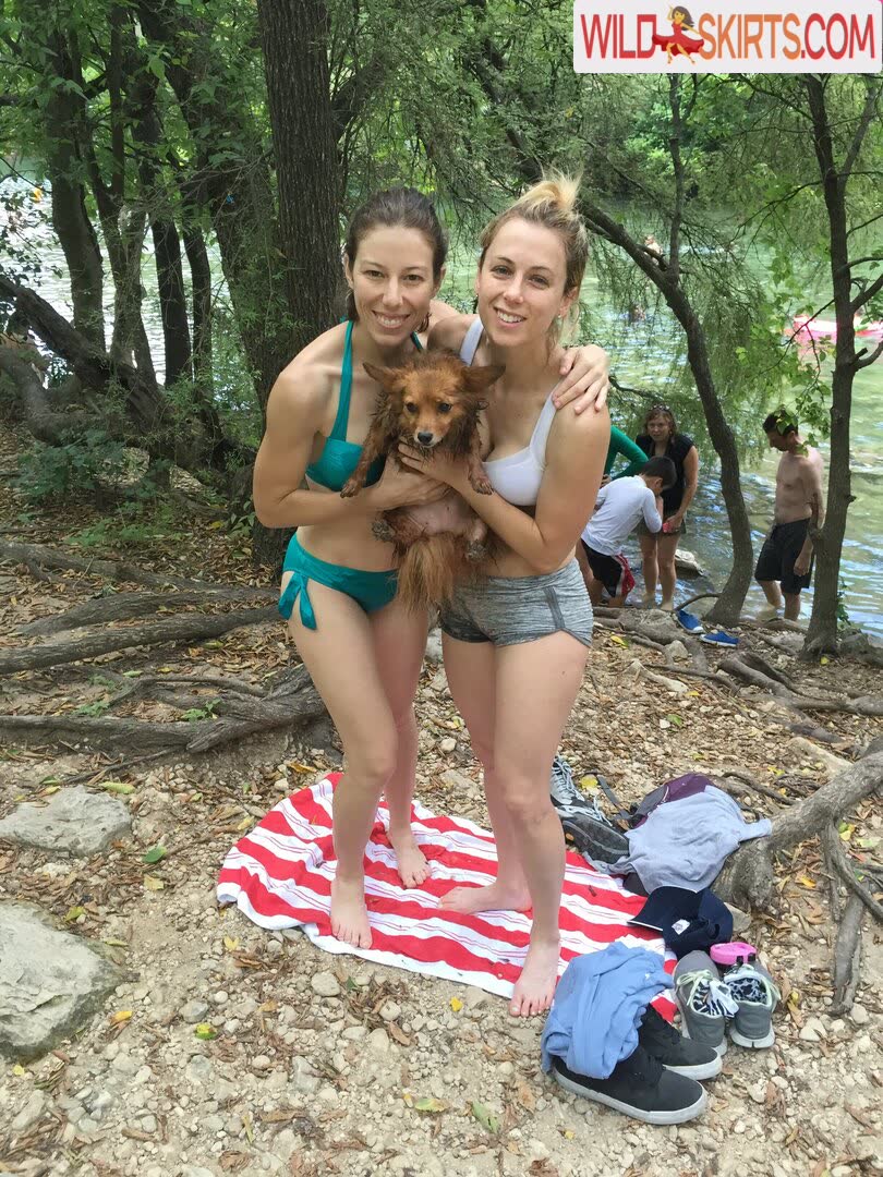 Iliza Shlesinger / ilizas nude Instagram leaked photo #3