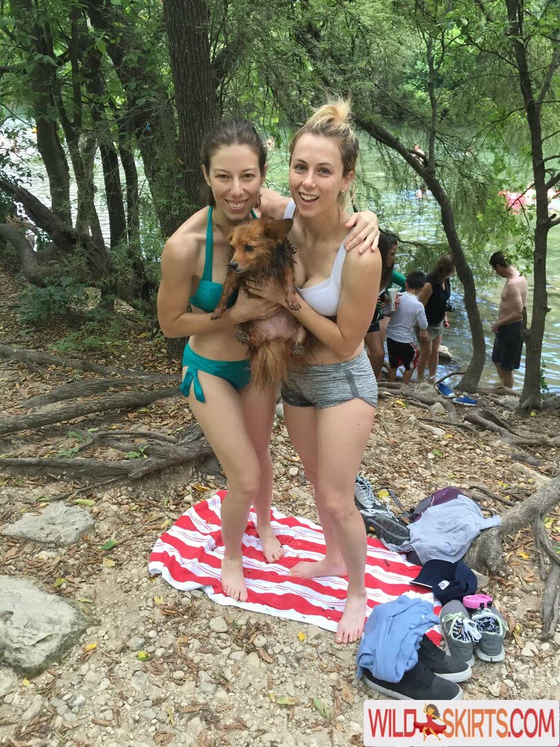 Iliza Shlesinger / ilizas nude Instagram leaked photo #4