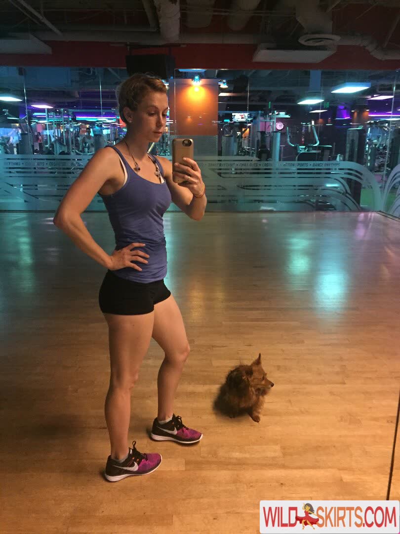 Iliza Shlesinger / ilizas nude Instagram leaked photo #4