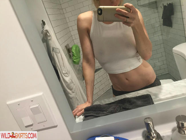 Iliza Shlesinger / ilizas nude Instagram leaked photo #188