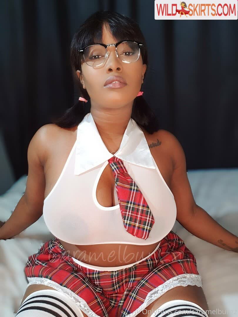 Ilovecaramel nude leaked photo #3