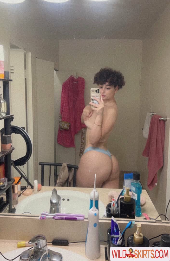 Imthatthick nude leaked photo #14