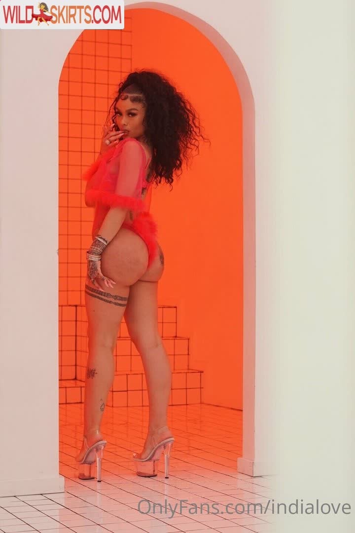 India Love nude leaked photo #60