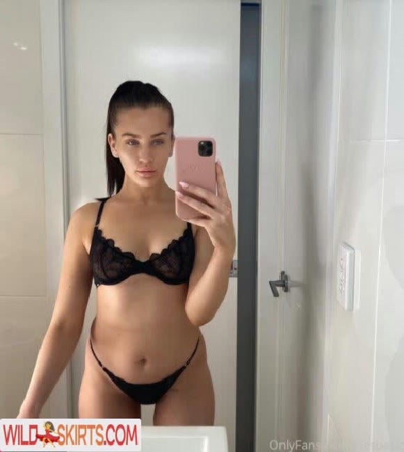 inesbasic / ines / inesbasic nude OnlyFans leaked photo #9