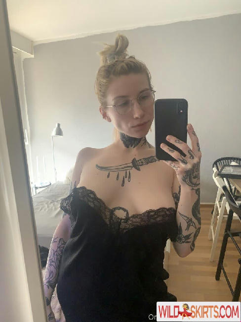 inkedsophiie / inkedsophiie / sophiies_secret nude OnlyFans, Instagram leaked photo #58