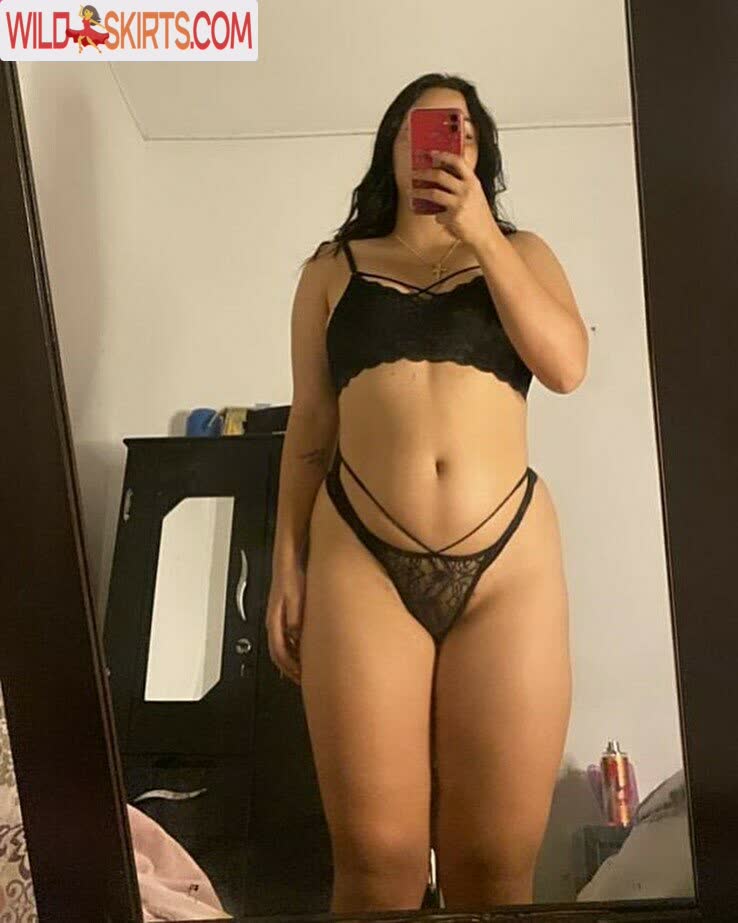 Iris Ramos nude leaked photo #7