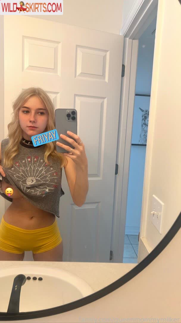 ItsBumbleBea nude leaked photo #6