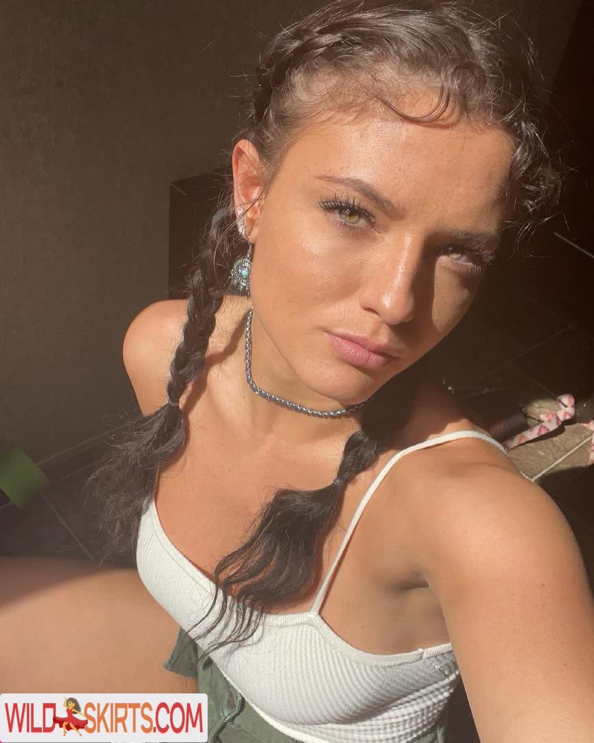 Jade Chynoweth / jadebug98 nude Instagram leaked photo #9