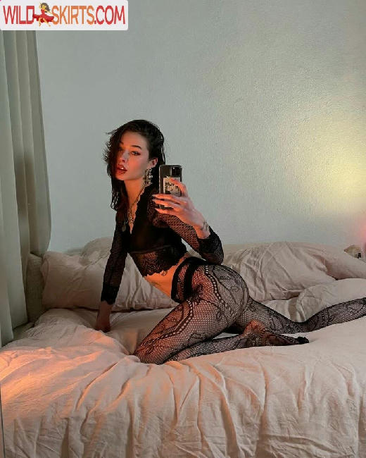 Jana Nell / janaxnell / nellexbatman / youngnelloo nude OnlyFans, Instagram leaked photo #7