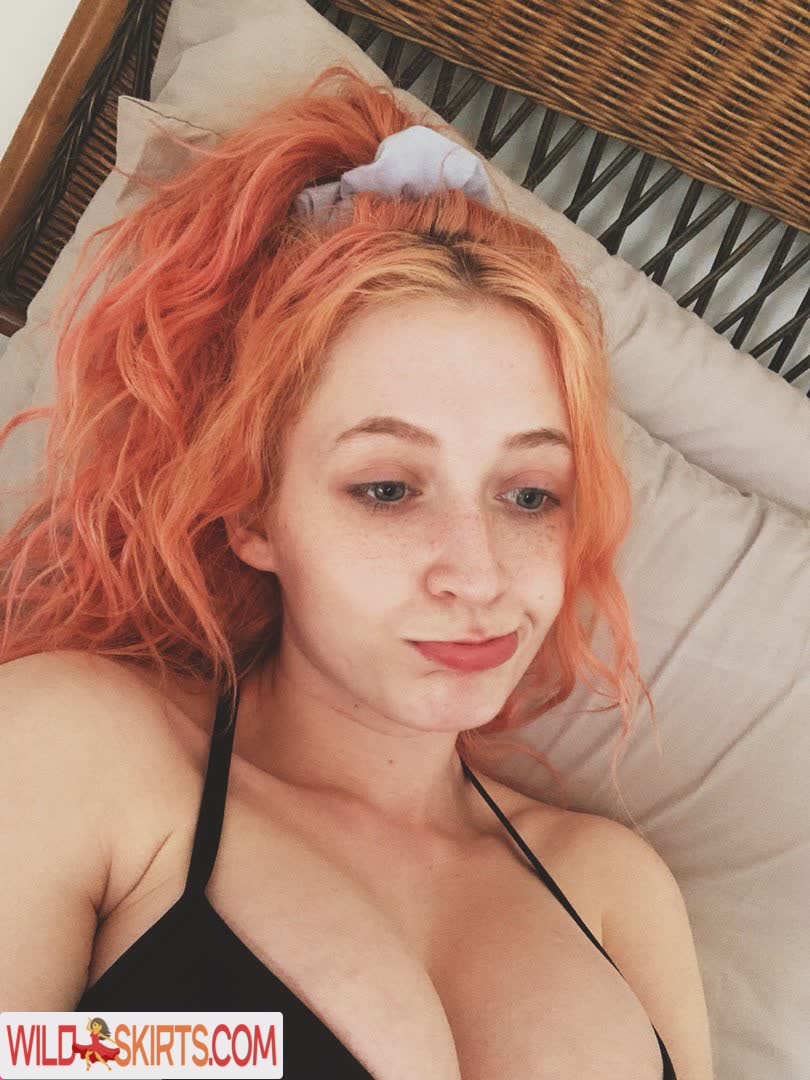 Janet Devlin / JanetJealousy / janetdevlinofficial nude Instagram leaked photo #9