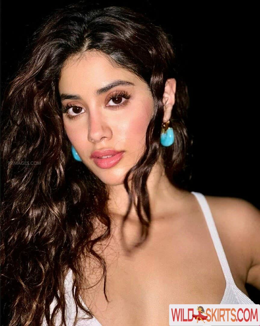 Janhvi Kapoor nude leaked photo #112