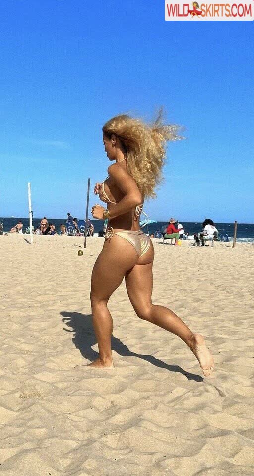 Jena Frumes / jenafrumes nude Instagram leaked photo #14