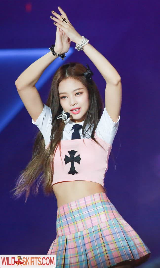 Jennie | BLΛƆKPIИK nude leaked photo #46