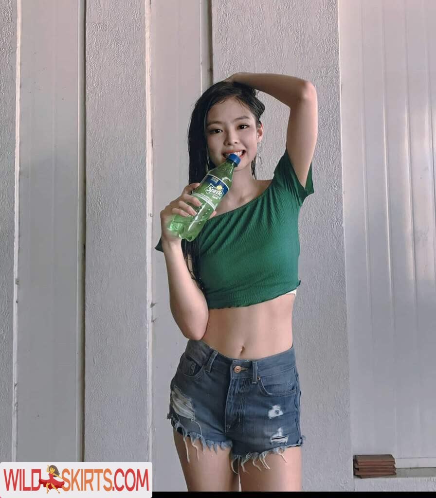 Jennie | BLΛƆKPIИK nude leaked photo #48