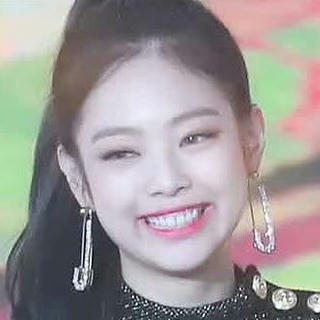 Jennie | BLΛƆKPIИK avatar