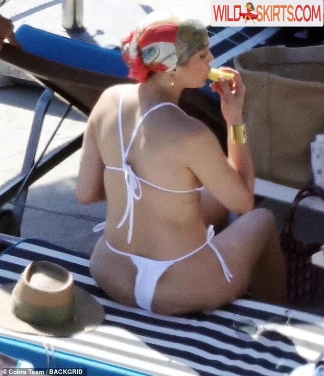 Jennifer Lopez / jennifer_jlo / jlo nude OnlyFans, Instagram leaked photo #17