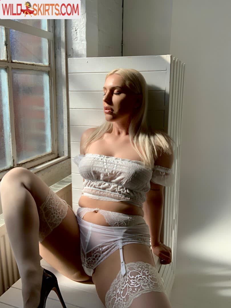 Jenny James / jennyjamesmodel / jennyjamesofficial nude OnlyFans, Instagram leaked photo #2