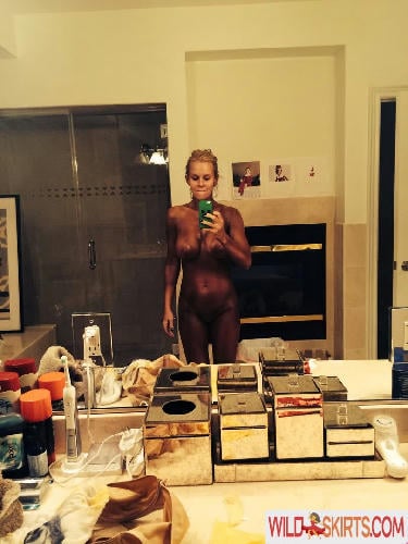 Jenny McCarthy / jennymccarthy nude Instagram leaked photo #19