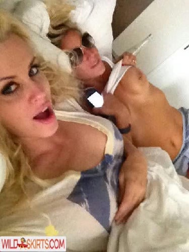 Jenny McCarthy / jennymccarthy nude Instagram leaked photo #14