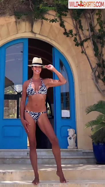 Jenny Powell / jennypowelltv nude Instagram leaked photo #170