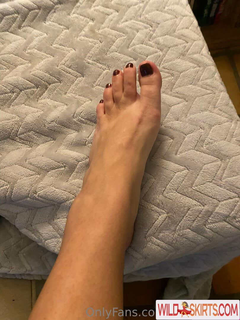 jes5icasfeet / Jessicafeet05 / jes5icasfeet nude OnlyFans, Instagram leaked photo #9