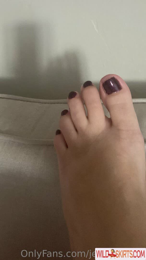 jes5icasfeet / Jessicafeet05 / jes5icasfeet nude OnlyFans, Instagram leaked photo #5