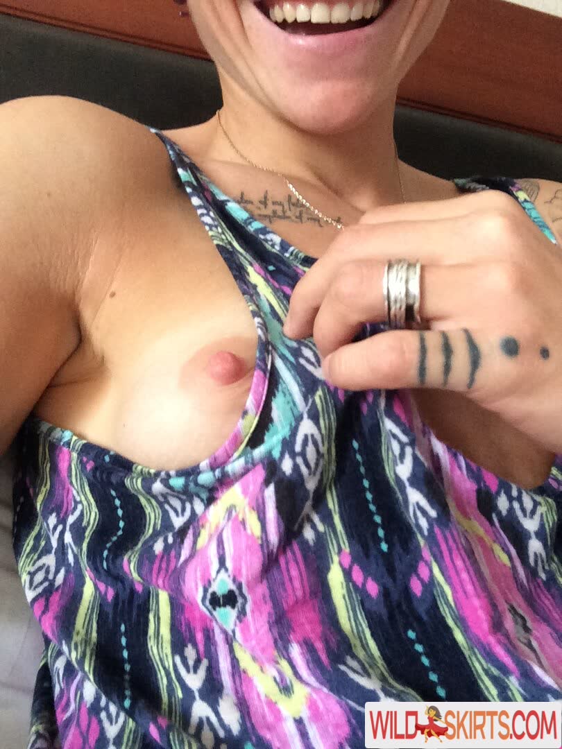 Jess Fishlock And Rachel Corsie / jessfishlock nude Instagram leaked photo #6