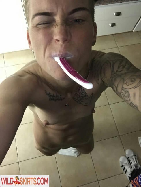 Jess Fishlock And Rachel Corsie / jessfishlock nude Instagram leaked photo #21