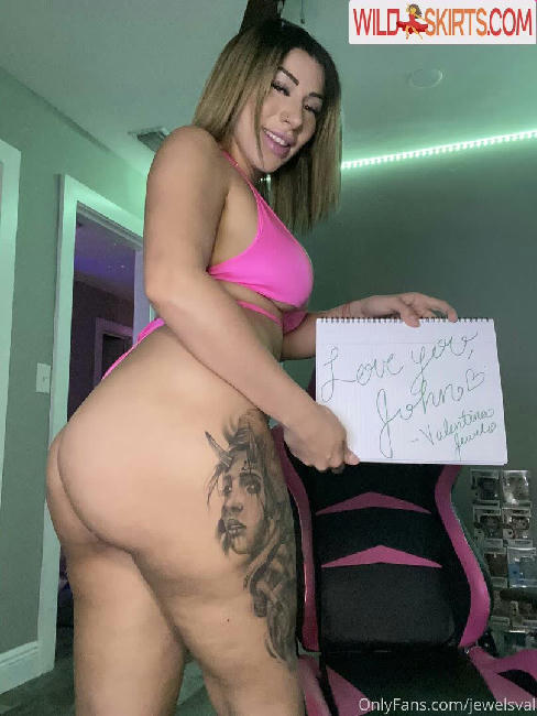 jewelsval / jewelsval / valentinajewelss nude OnlyFans, Instagram leaked photo #7