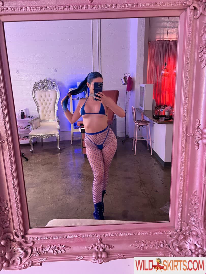 JewelzBlu / jewelzblu / onlyjewelzblu nude OnlyFans, Instagram leaked photo #9