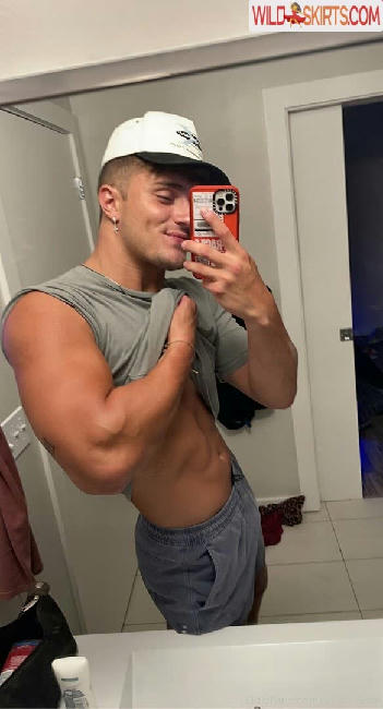 jfit98 / jfit98 / jt_thefiredog nude OnlyFans, Instagram leaked photo #38