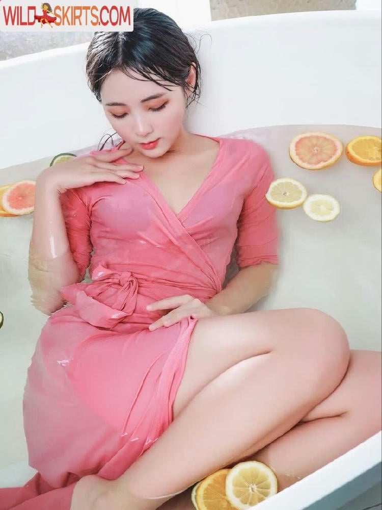 Jieun nude leaked photo #3