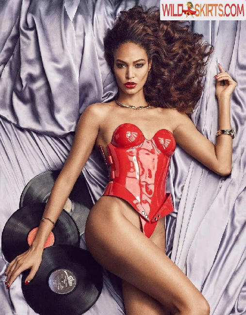 Joan Smalls / joansmalls nude Instagram leaked photo #23