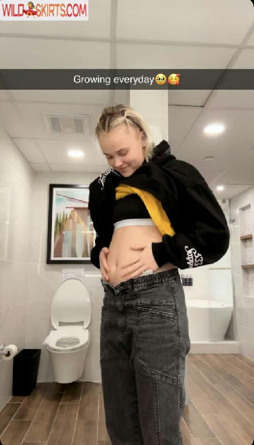 Jojo Siwa / anyuser / itsjojosiwa nude Instagram leaked photo #40