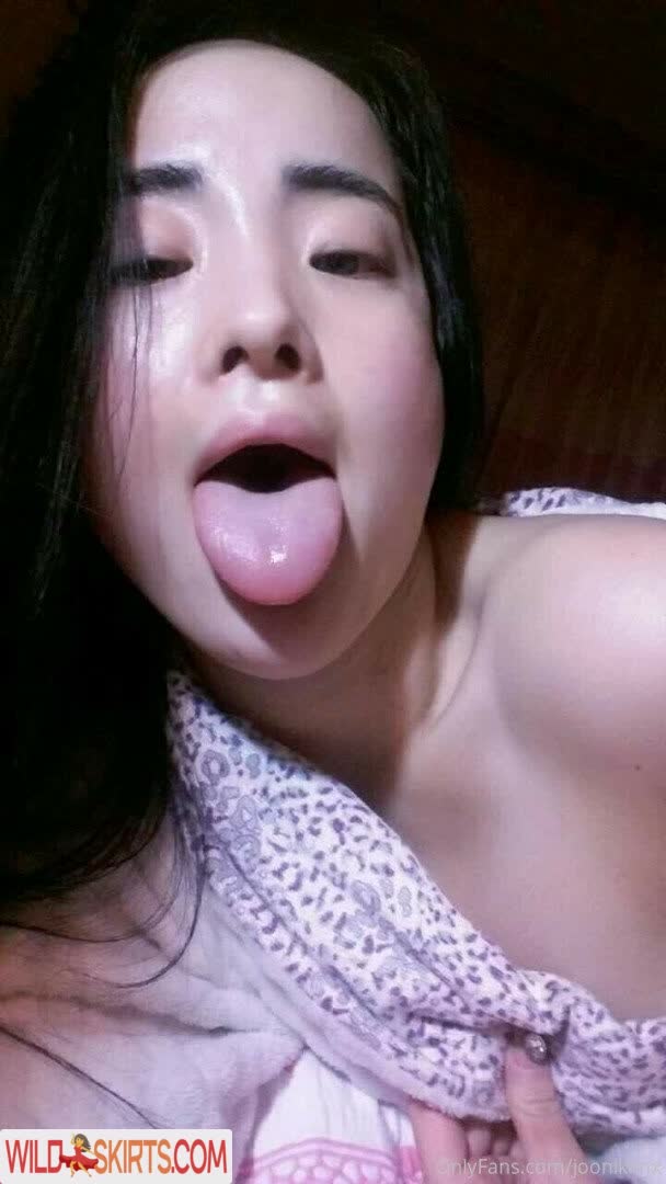 Jooni Kim nude leaked photo #34